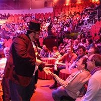 Magia de patio de butacas. Festival dirigido por Jorge Blass. "Los magos de la chistera"